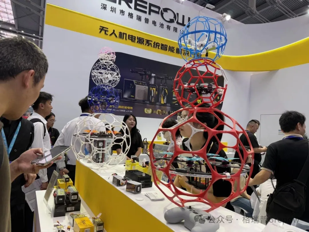 足球無(wú)人機(jī)電池 足球無(wú)人機(jī)電池