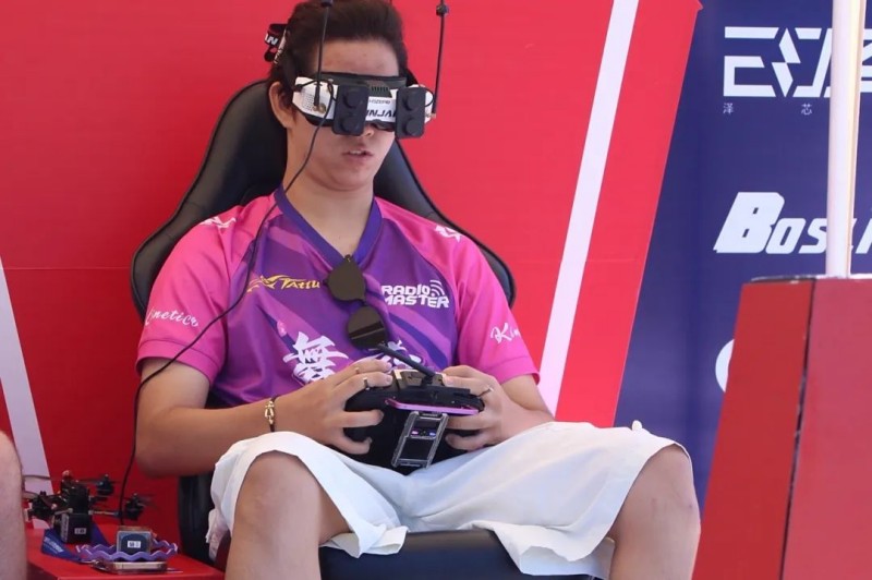 Tattu飛手競賽中