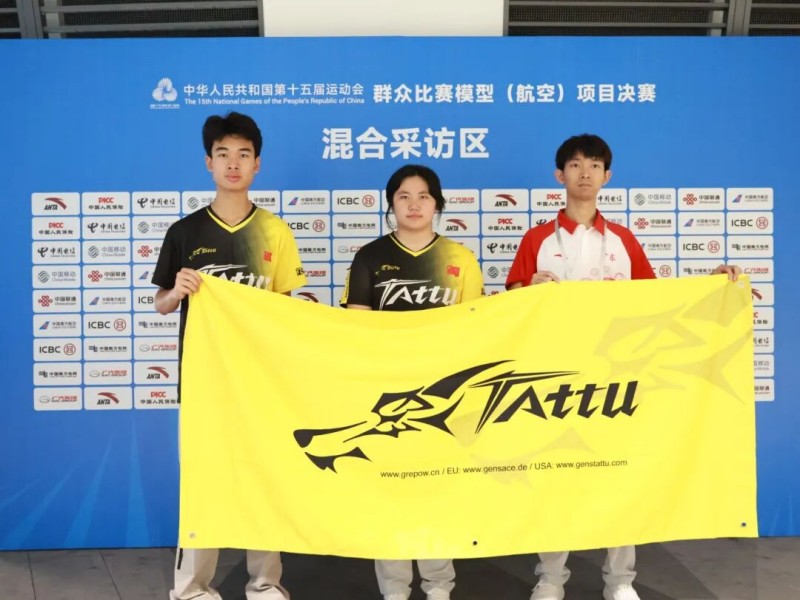 孔海森、何雨瞳、李皓哲